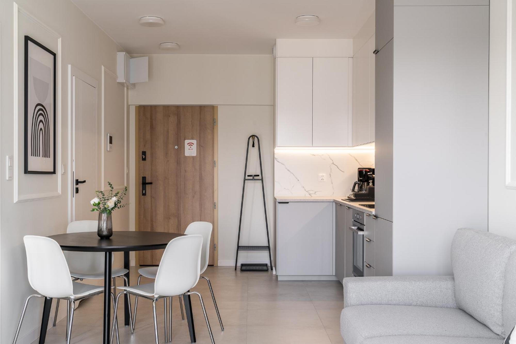 Rentplanet - Quorum Apartment Wroclaw
